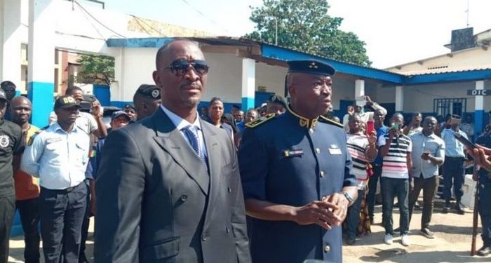 Urgent Le Commissaire Fabou Camara Et Lamine Simakan Commandant De