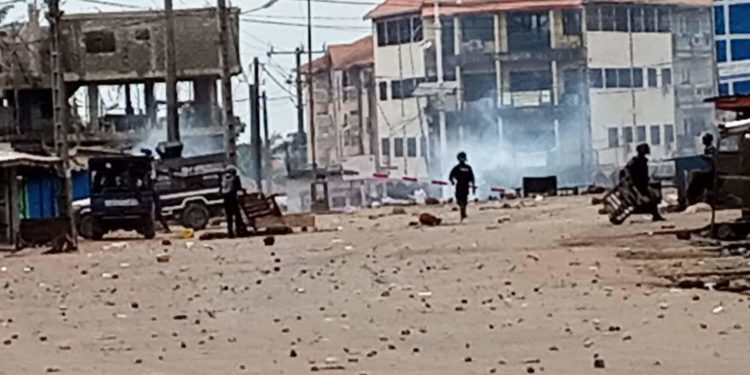 Manifestation du FNDC à Conakry la situation échappe à tout contrôle