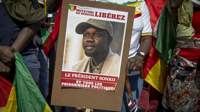 Présidentielle au Sénégal: la justice réintègre l’opposant Ousmane Sonko sur les listes et ouvre la voie à sa candidature