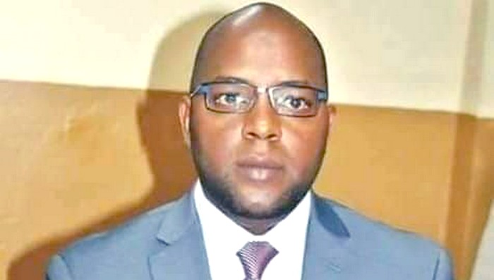 Crise Sénégalaise: Il est impératif de stopper Macky Sall dans sa démarche qui menace la démocratie (Par Algassimou Diallo)