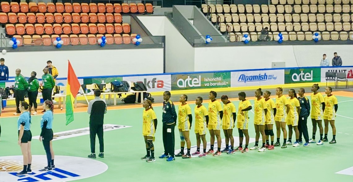 Handball U20: l’équipe guinéenne fait une bonne entame en battant le Pérou 53-11