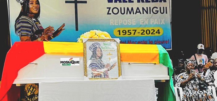Palais du peuple: la Guinée rend un dernier hommage à Valé Keba Zoumanigui du groupe ‘’les Awaguis’’