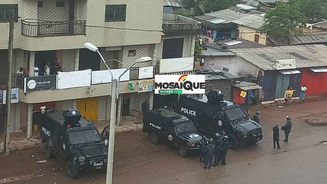Manque d’électricité : heurts entre manifestants et forces de l’ordre à Koloma, la circulation perturbée