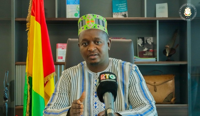 JI de l’Écrivain: le ministre Moussa Moise assure que « L’Etat guinéen met au cœur de son action la promotion du livre et de la lecture » (Déclaration)